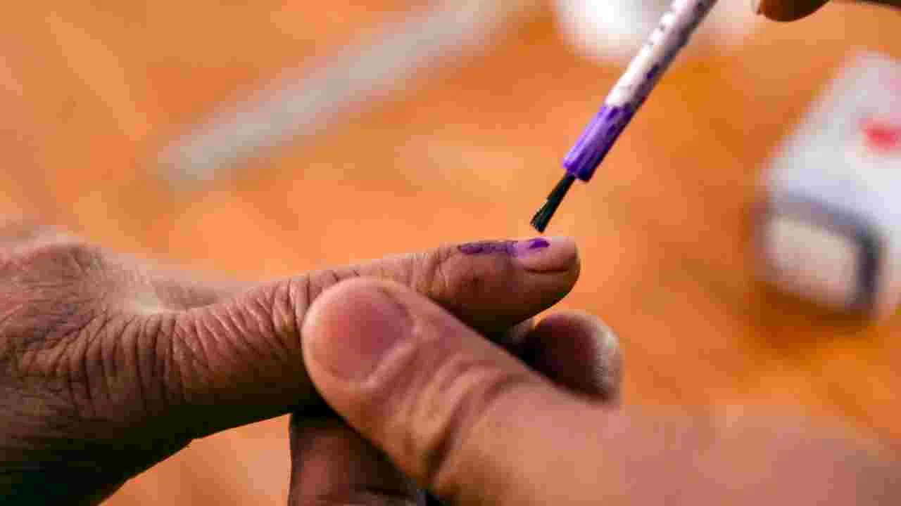Telangana Elections 2023: तेलंगाना की 119 विधानसभा सीटों पर 11 बजे तक 20.64% मतदान, जानिए लेटेस्ट अपडेट