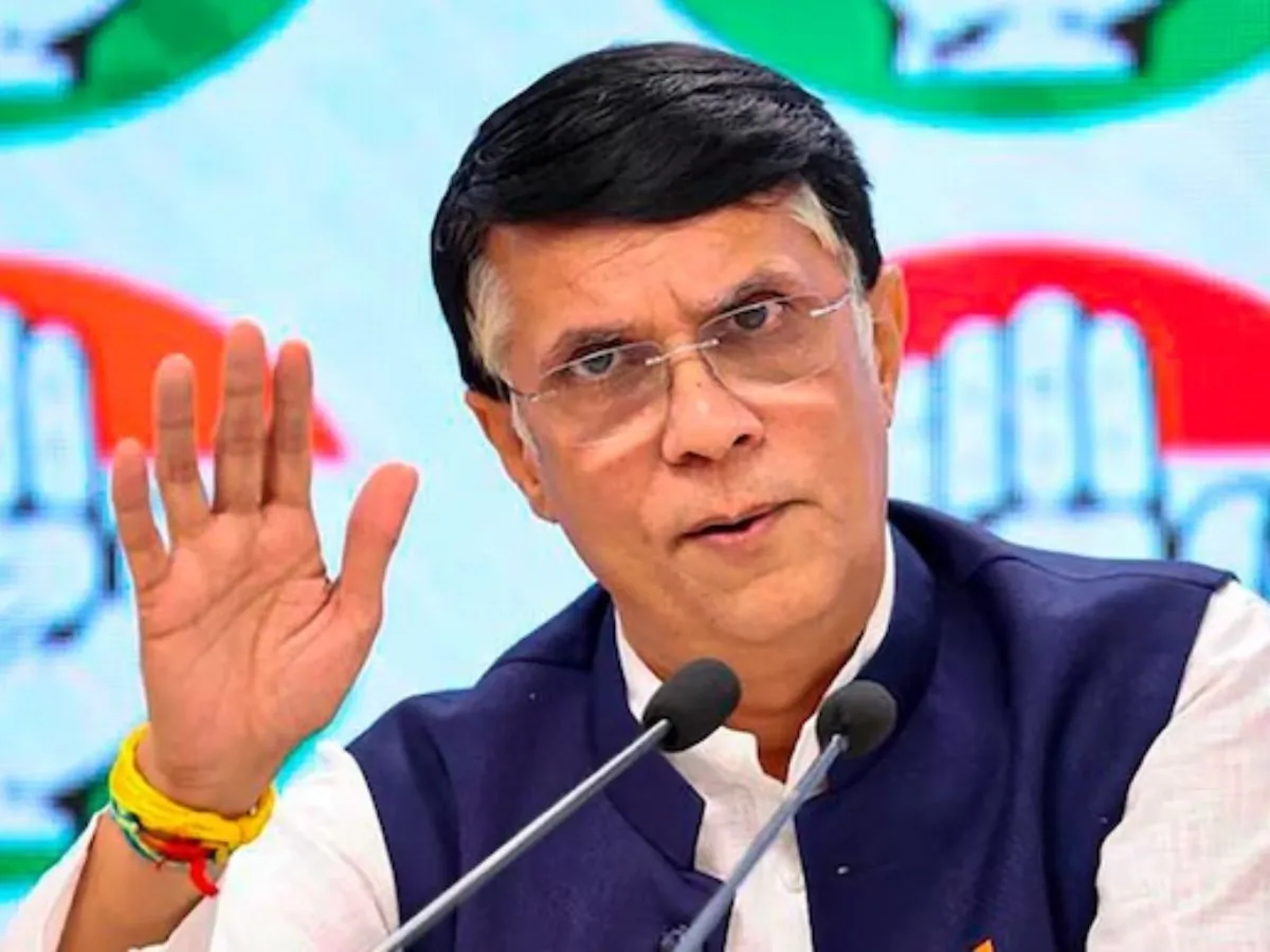 पीएम मोदी के ‘हिंदू रेट ऑफ ग्रोथ’ बयान पर बढ़ी सियासी तकरार, कांग्रेस ने साधा निशाना