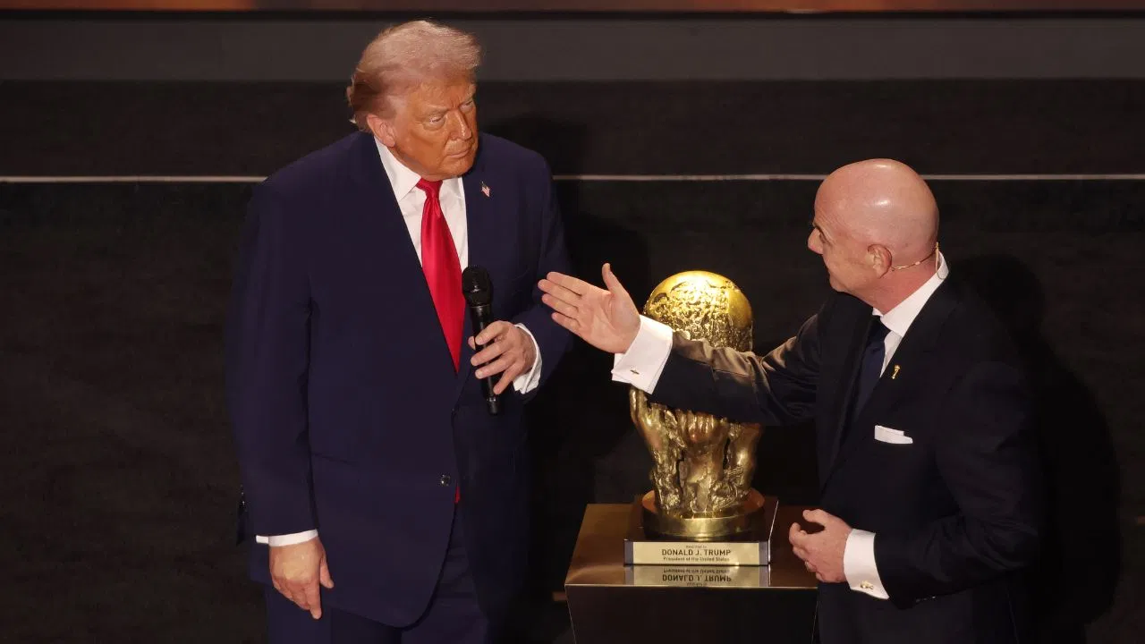 डोनाल्ड ट्रंप को मिला पहला ‘फीफा पीस अवॉर्ड’, कैनेडी सेंटर में हुआ सम्मान