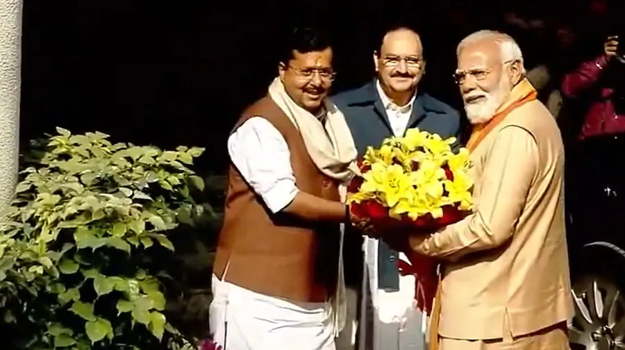 मंच पर नितिन नबीन को सौंपा गया निर्वाचन पत्र, समारोह में PM मोदी, अमित शाह, राजनाथ सिंह मौजूद