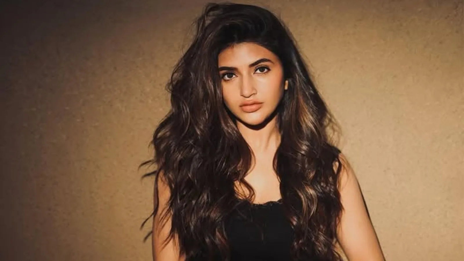 एयरपोर्ट पर Oops मोमेंट का शिकार हुईं एक्ट्रेस श्रीलीला! जल्दबाजी में भूल गईं ये चीज