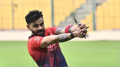 IPL 2026: SRH के खिलाफ गरजता है विराट कोहली का बल्ला, ओपनिंग मैच में रहेंगी सबकी नजरें