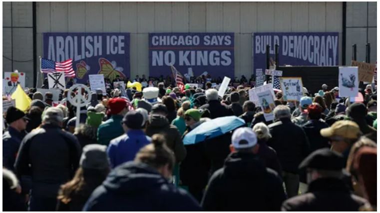 न्यूयॉर्क, लॉस एंजलिस और वाशिंगटन में बड़े विरोध प्रदर्शन… ट्रंप की नीतियों के खिलाफ अमेरिका के कई शहरों में रैलियां