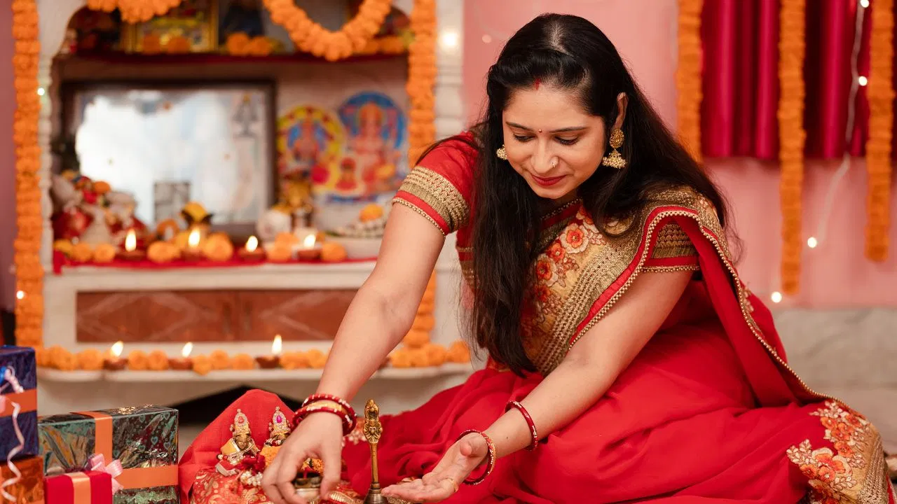 Hindu New Year 2026: कब से शुरू हो रहा हिंदू नववर्ष? जानें इस दिन क्या करें और किन कामों से बचें