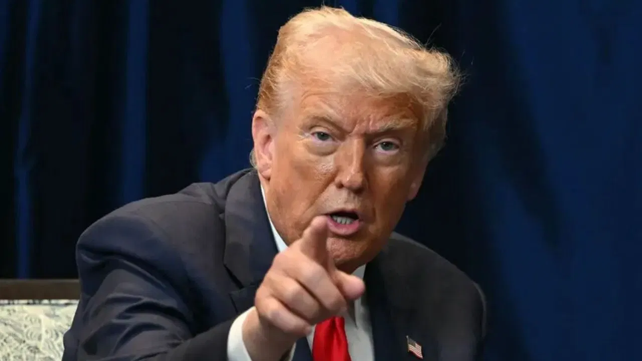 डोनाल्ड ट्रंप की ईरान को चेतावनी, होर्मुज स्ट्रेट नहीं खुला तो पावर प्लांट्स होंगे निशाने पर