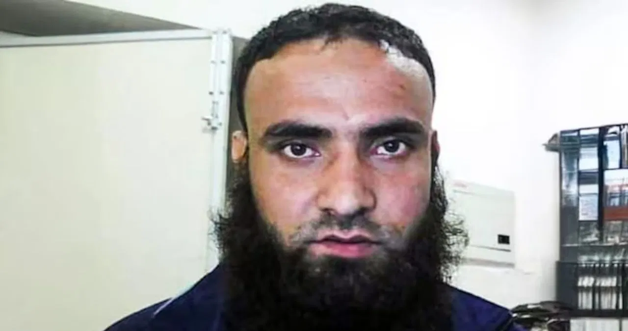 दिल्ली पुलिस की बड़ी कार्रवाई… लश्कर से जुड़े शब्बीर लोन गिरफ्तार, बड़ी साजिश नाकाम