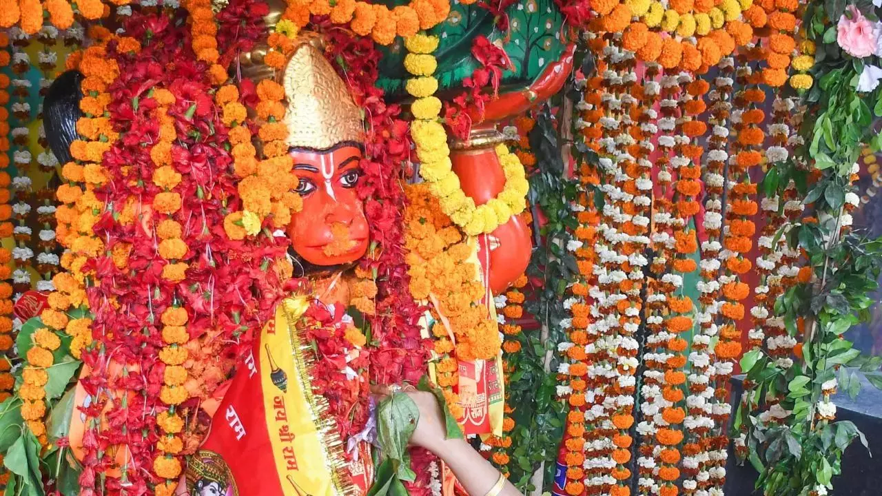 Hanuman Jayanti 2026: हनुमान जयंती पर सुबह छूट गई पूजा? जानिए शाम को शुभ मुहूर्त में आराधना करने का सही समय