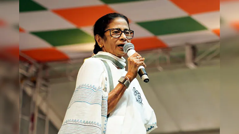 पश्चिम बंगाल चुनावः पीएम मोदी के झालमुड़ी प्रचार पर सीएम ममता बनर्जी ने किया तीखा वार, बोलीं- झारग्राम में झालमुड़ी ब्रेक