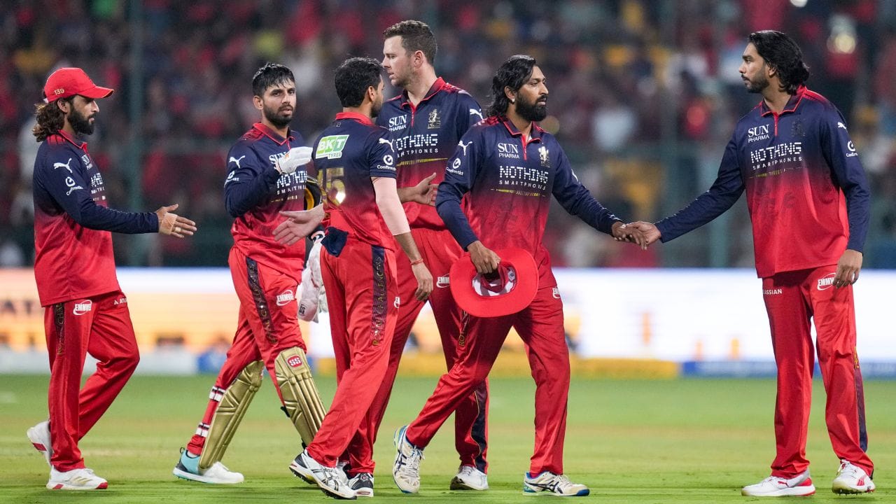 आरसीबी की दमदार जीत, विराट कोहली की तूफानी पारी से गुजरात टाइटंस को 5 विकेट से हराया