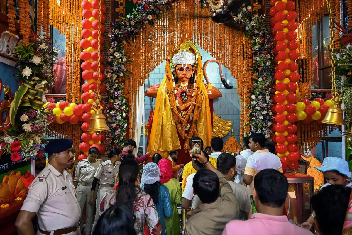 Bada Mangal 2026: ज्येष्ठ का पहला बड़ा मंगल आज,  ऐसे करें हनुमान जी की पूजा, जीवन में आएगी सुख, शांति और समृद्धि!