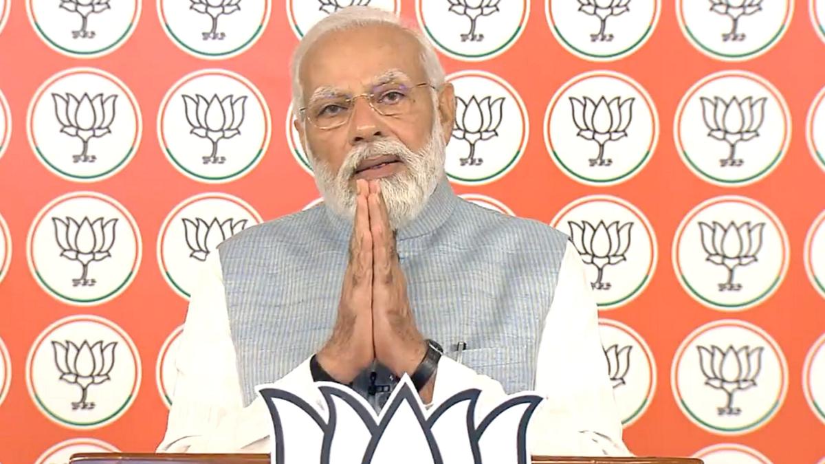 पीएम मोदी ने रवींद्रनाथ टैगोर को दी श्रद्धांजलि, कहा- नवीन विचारों से समृद्ध किया समाज
