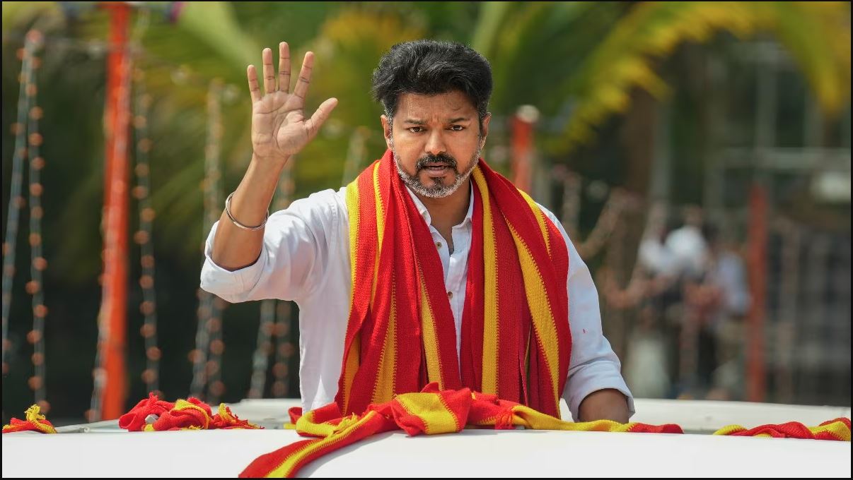 तमिलनाडु में विजय की पार्टी को शुरुआती बढ़त, केरल में यूडीएफ आगे, रुझानों ने बढ़ाई सियासी हलचल
