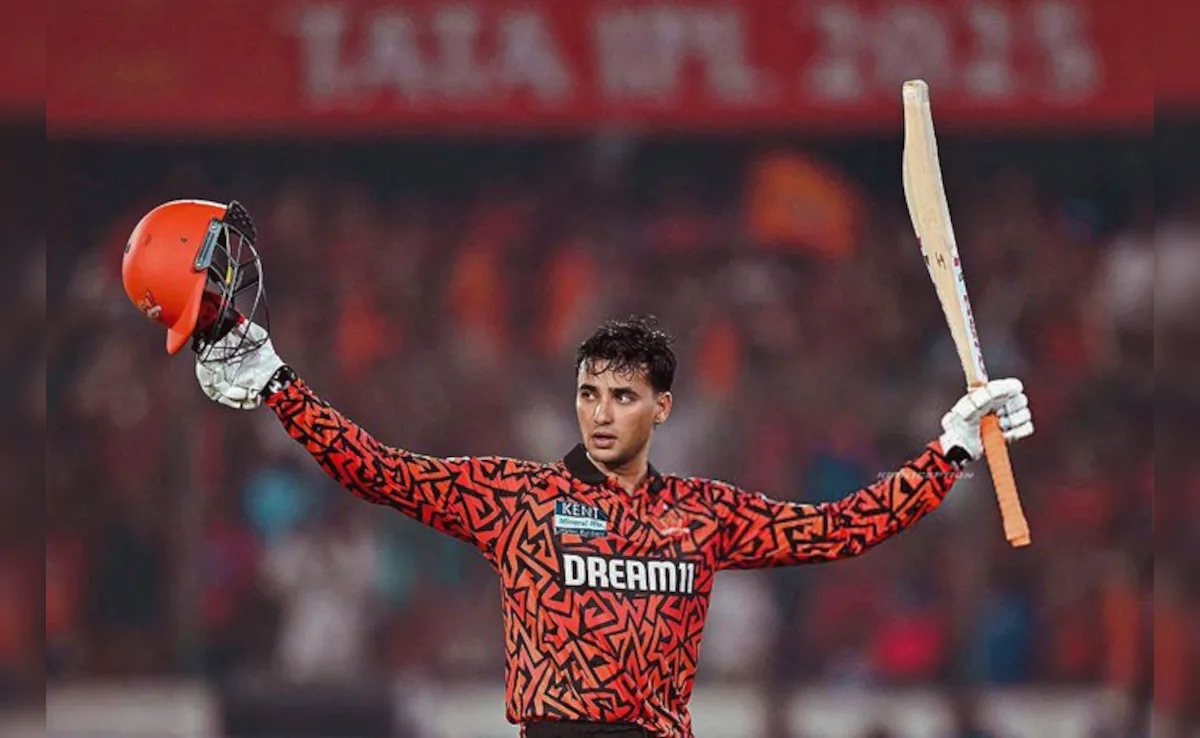 अभिषेक शर्मा का धमाका, T20 क्रिकेट में छक्कों का ‘तिहरा शतक’, SRH की जीत में बनी ऐतिहासिक पारी