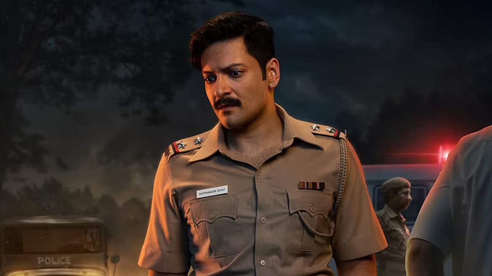 प्राइम वीडियो ने अली फज़ल, सोनाली बेंद्रे और आमिर बशीर अभिनीत दिल दहला देने वाली इन्वेस्टिगेटिव थ्रिलर राख के ग्लोबल प्रीमियर की तारीख 12 जून घोषित की