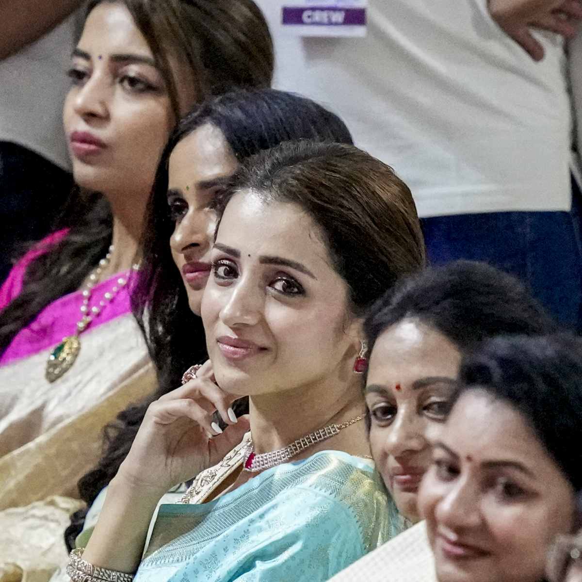 Vijay- Trisha की ऑनस्क्रीन केमिस्ट्री फिर चर्चा में, वायरल हुई तस्वीरें