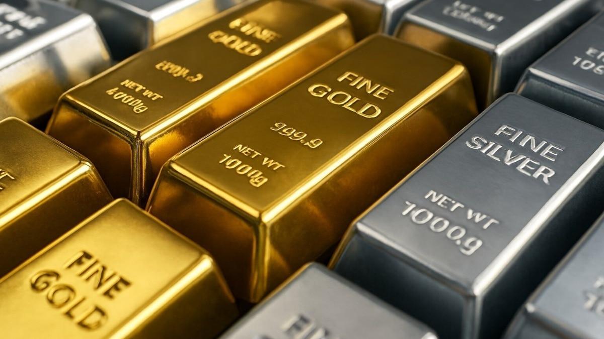 Gold Silver Price Today: आज सोने की कीमत में हल्की तेजी, चांदी हुई सस्ती…जानें आपके शहर में क्या है नया रेट?