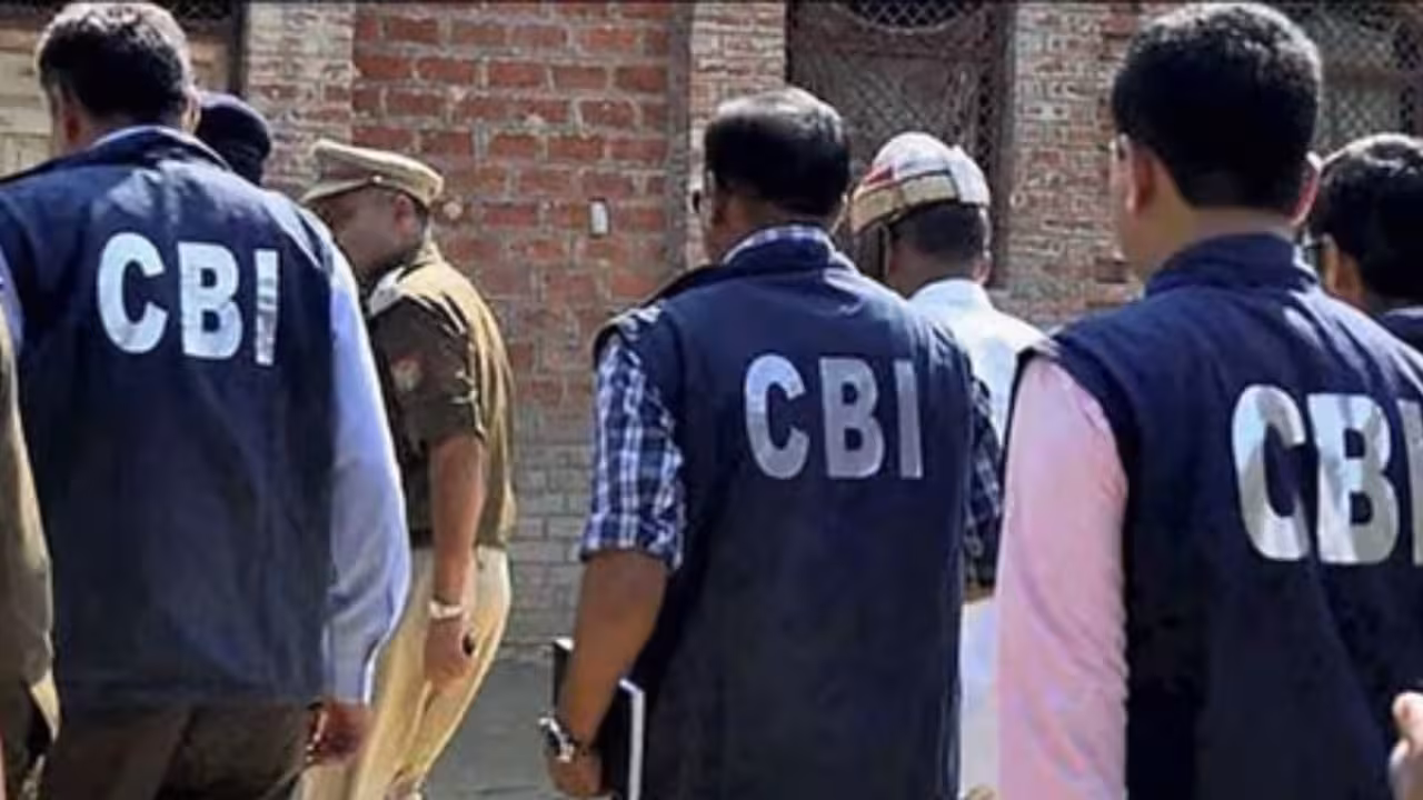 NEET पेपर लीक : CBI का दावा- छात्रों से पैसे लेकर लीक किए सवाल, मनीषा ने आरोपों को नकारा