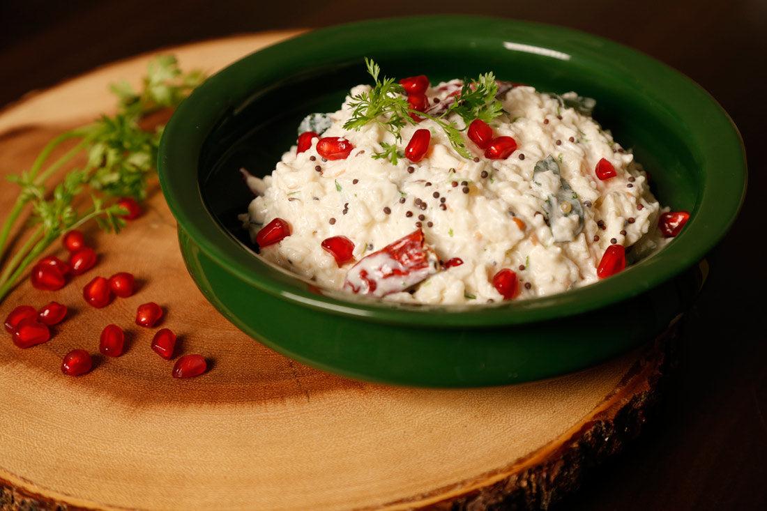 Dahi Poha Recipe: सुबह के नाश्ते में खाएं दही पोहा, पेट रहेगा हल्का और दिनभर मिलेगी भरपूर एनर्जी
