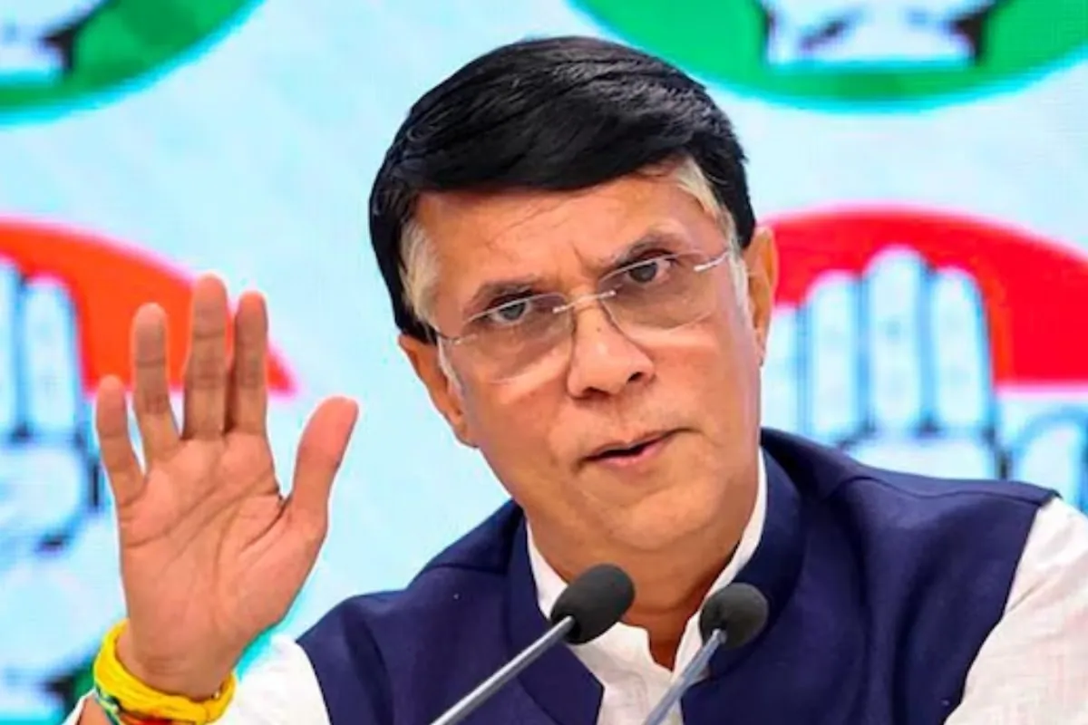 नेशन फर्स्ट नहीं, सिर्फ PR फर्स्ट है…— अमेरिकी हमले में 3 भारतीय नाविकों की मौत पर बोले पवन खेड़ा, ट्रंप के सामने पीएम मोदी के रुख पर उठाए सवाल