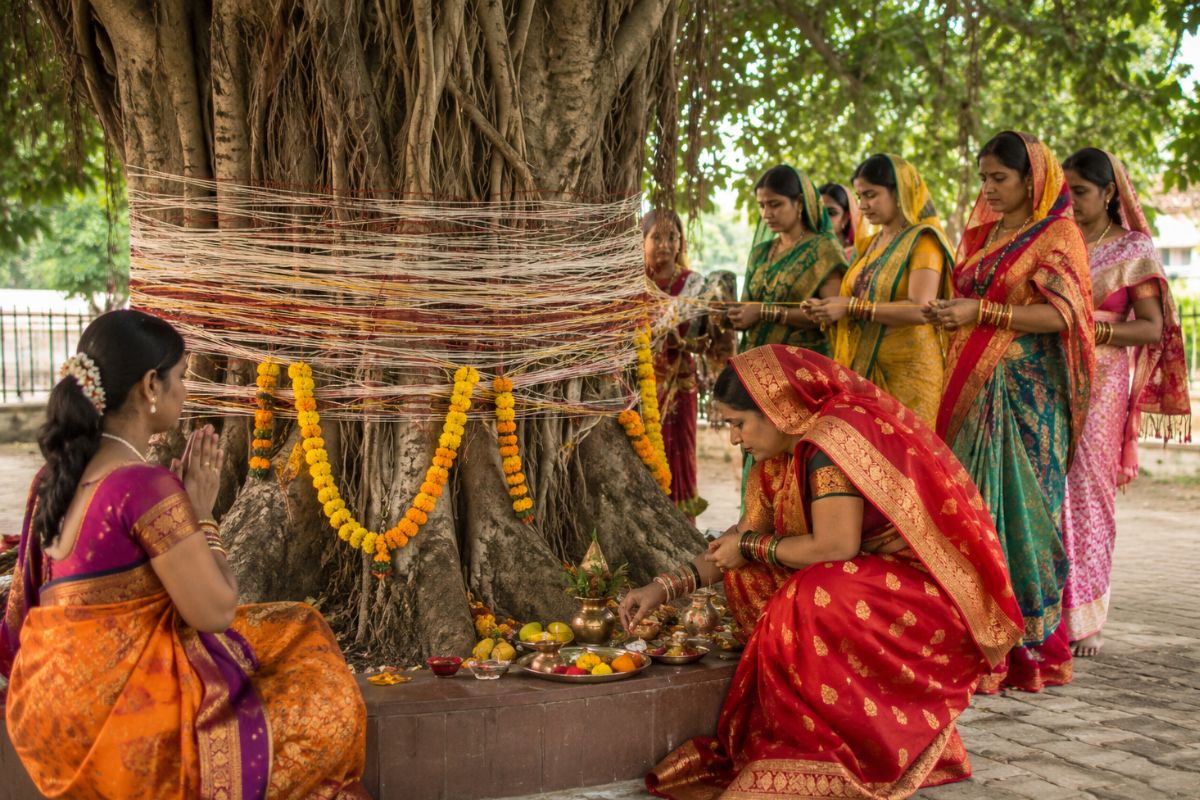 वट पूर्णिमा पर भूलकर भी न करें ये गलतियां, पूजा से पहले जान लें क्या करें और क्या न करें और जरूरी नियम