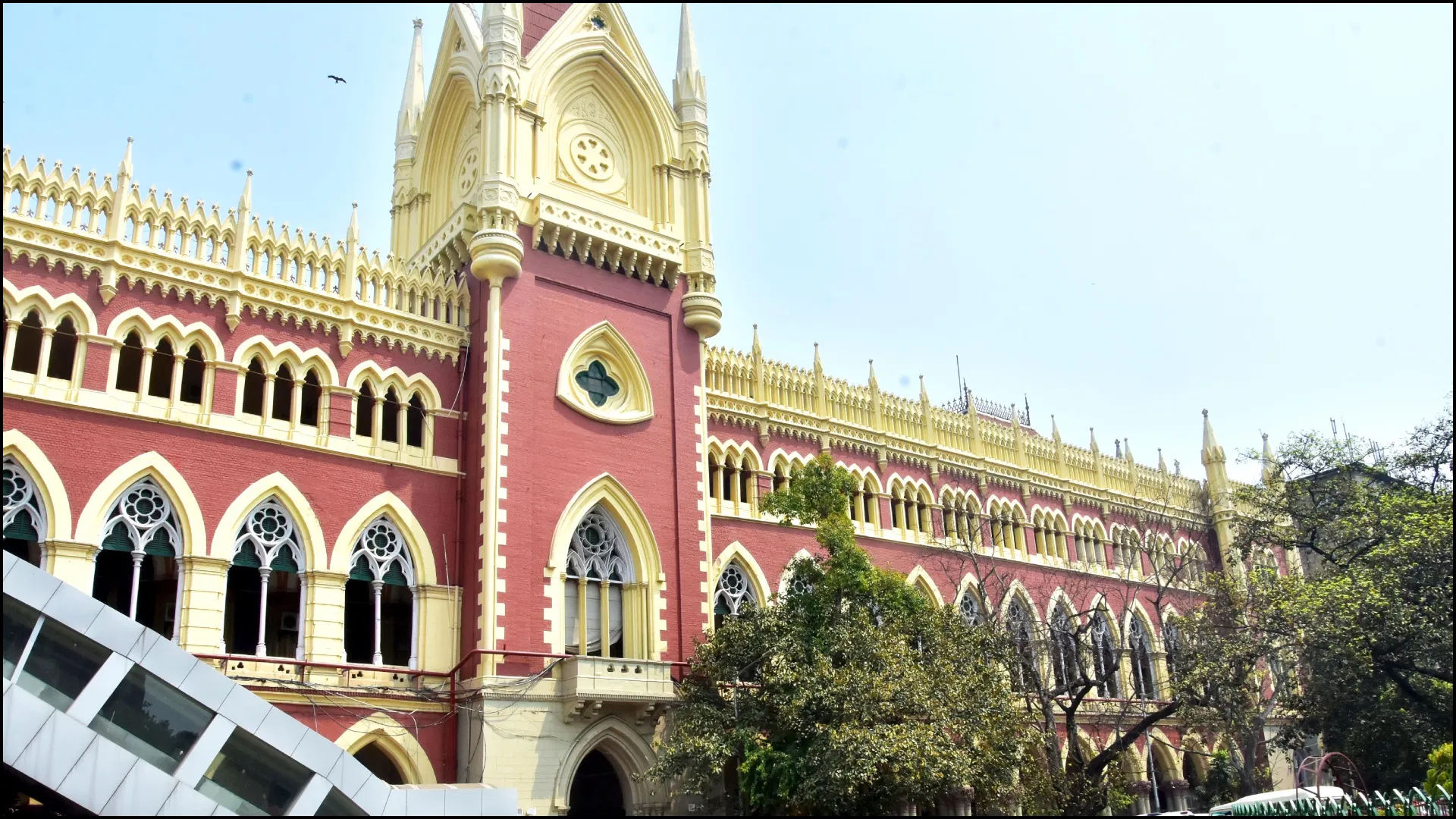 भवानीपुर चुनाव मामले में बड़ा फैसला, कलकत्ता हाई कोर्ट ने CCTV फुटेज सुरक्षित रखने का दिया आदेश
