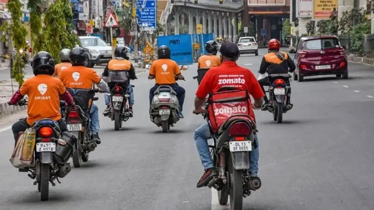 डिलीवरी बॉय और कैब ड्राइवरों के लिए बड़ी राहत की तैयारी, ESIC योजना से मिलेगा हेल्थ इंश्योरेंस और एक्सीडेंट कवर
