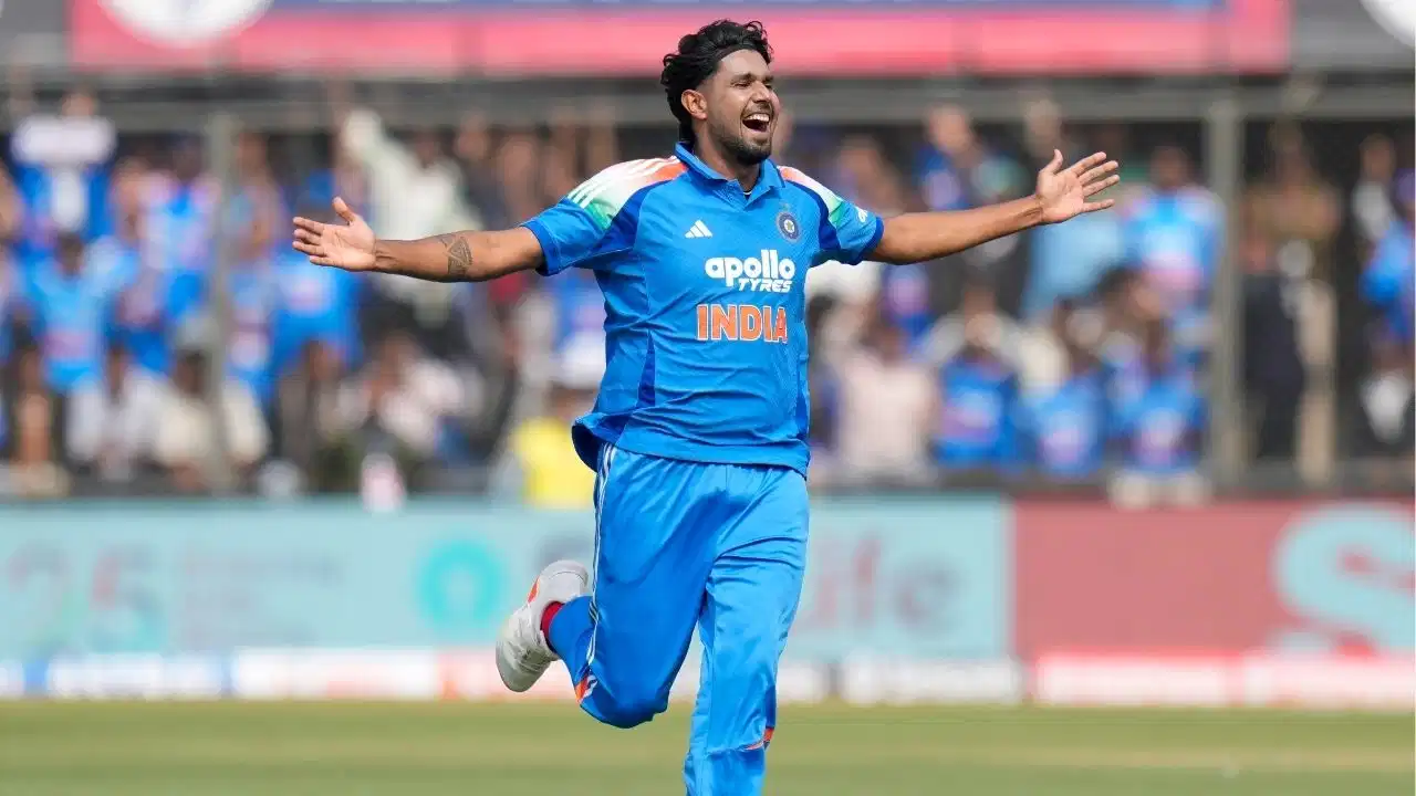 IND vs AFG: तीसरे वनडे से पहले टीम इंडिया में बड़ा बदलाव, हर्षित राणा की हुई एंट्री