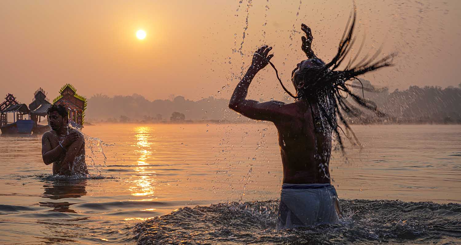 Surya Gochar 2026: कल होगी मिथुन संक्रांति, 6 घंटे 21 मिनट का पुण्य काल, सूर्य कृपा पाने के लिए करें ये खास उपाय