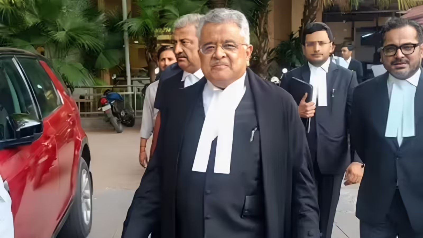 तुषार मेहता फिर बने भारत के सॉलिसिटर जनरल, केंद्र सरकार ने 3 साल के लिए बढ़ाई नियुक्ति