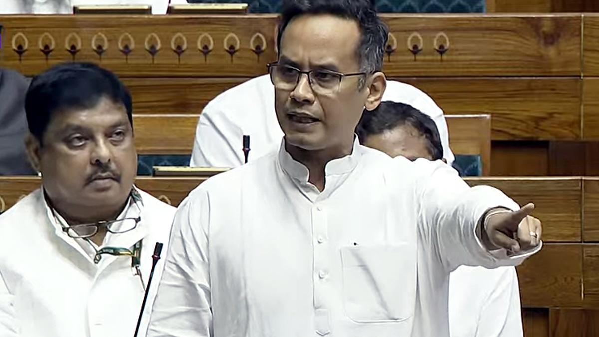 लोकसभा में सरकार-विपक्ष आमने-सामने, गौरव गोगोई ने NTA और RSS को लेकर उठाए सवाल