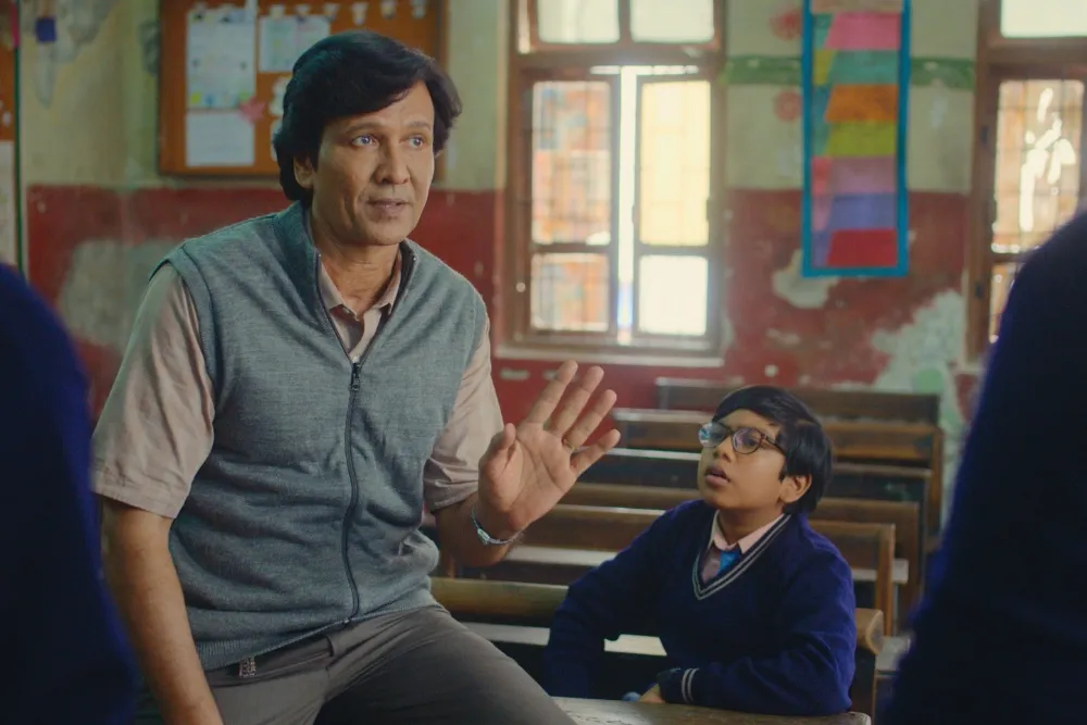 न रूल्स परफेक्ट, न लोग… फिर भी दिल से हैं आदर्श! प्राइम वीडियो ने ‘आदर्श बाल विद्यालय’ का ट्रेलर रिलीज़ किया, 24 जुलाई को होगा प्रीमियर