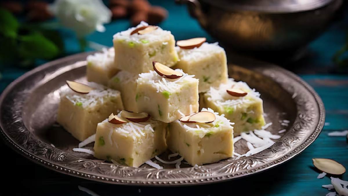 नारियल से बनाएं स्वादिष्ट और हेल्दी मिठाइयां, कम समय में तैयार होंगी ये 4 स्वीट डिशेज