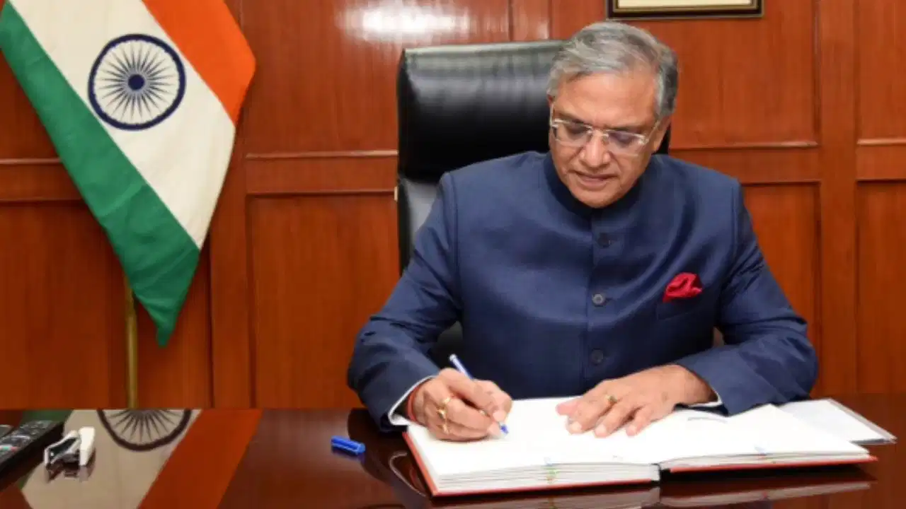 SIR अभियान में बड़ी कार्रवाई: 4 राज्यों की ड्राफ्ट वोटर लिस्ट से 22 लाख से अधिक नाम हटे, अब तक 13 राज्यों में करीब 6 करोड़ नाम हुए डिलीट