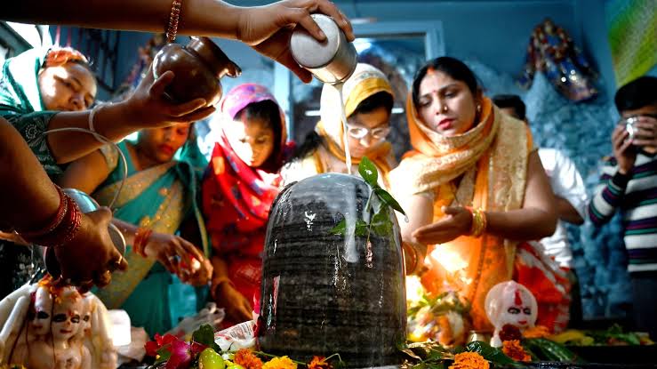जुलाई में बन रहा दुर्लभ योग, एक ही महीने में दो बार रवि प्रदोष व्रत, जानें सही तारीख, मुहूर्त और पूजा विधि