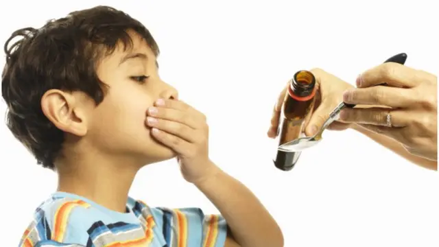 पेरेंट्स ध्यान दें! 4 साल से कम बच्चों के लिए कफ-कोल्ड की कुछ दवाओं पर रोक