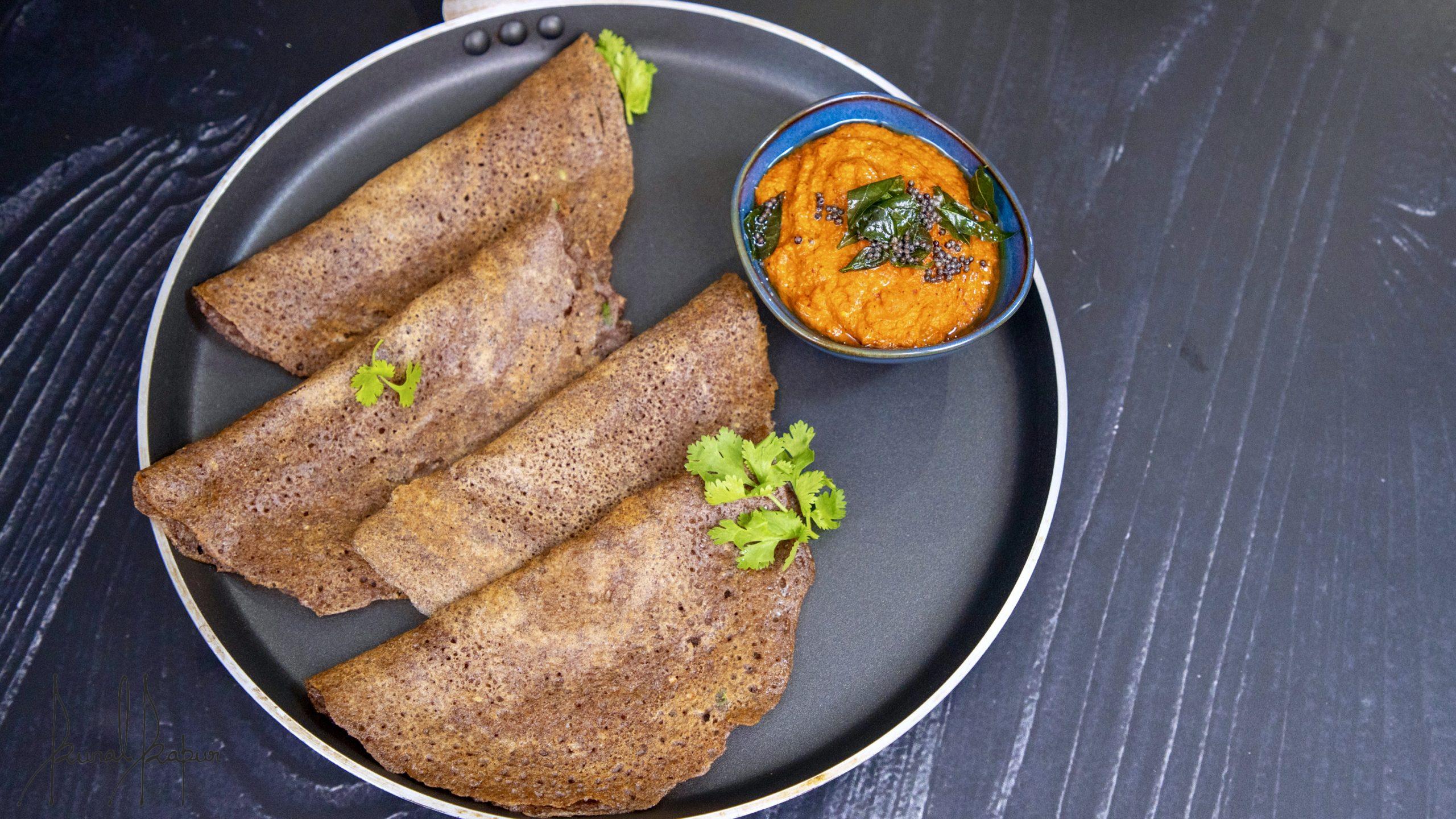 Sawan Vrat Recipe: हर बार साबूदाना और पूड़ी क्यों? व्रत में बनाएं झटपट कुरकुरा सिंघाड़े के आटे का चीला