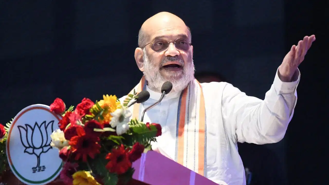 ‘जीवन में कभी नहीं होगी गलती…’, अमित शाह ने युवाओं से क्यों की ‘गीता रहस्य’ पढ़ने की अपील?