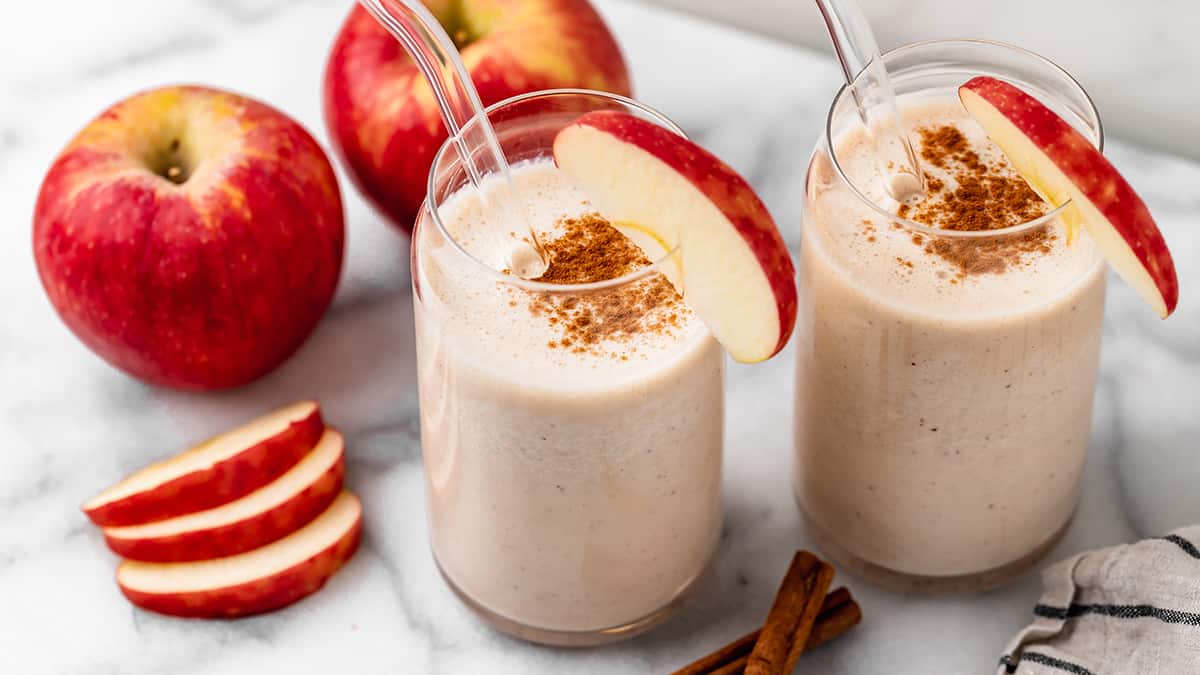 बच्चे को पसंद नहीं सेब? इस आसान Apple Smoothie से बनाएं फल खाने की आदत, स्वाद भी आएगा खूब पसंद