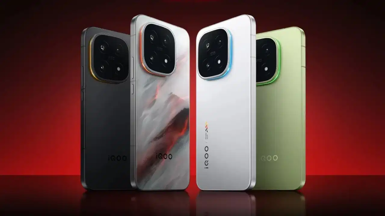 स्मार्टफोन खरीदने वालों को झटका! iQOO और Redmi ने बढ़ाए फोन के दाम