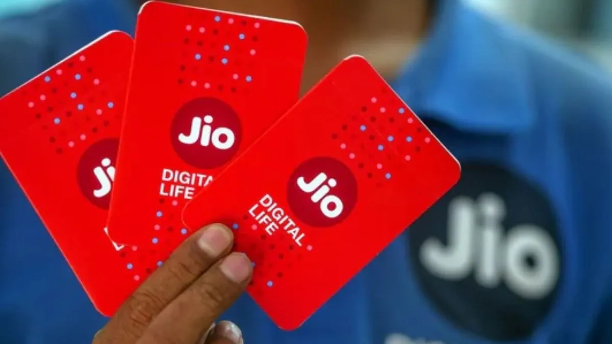 Wi-Fi, TV और OTT के लिए नहीं करना होगा अलग-अलग रिचार्ज, Jio लाया नए 3-in-1 प्लान, जानें फायदे