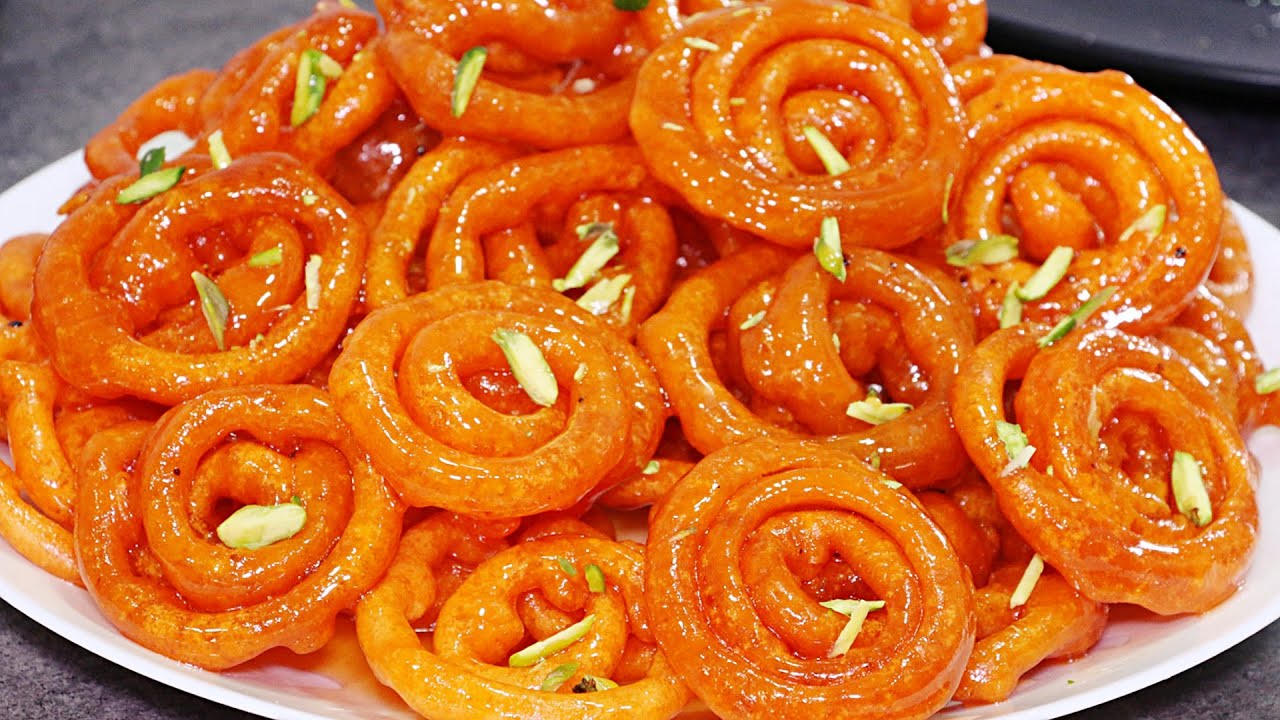 Jalebi Recipe: घर पर बनाएं बाजार जैसी कुरकुरी और रसभरी केसरी जलेबी, स्वाद ऐसा कि हर कोई करेगा तारीफ
