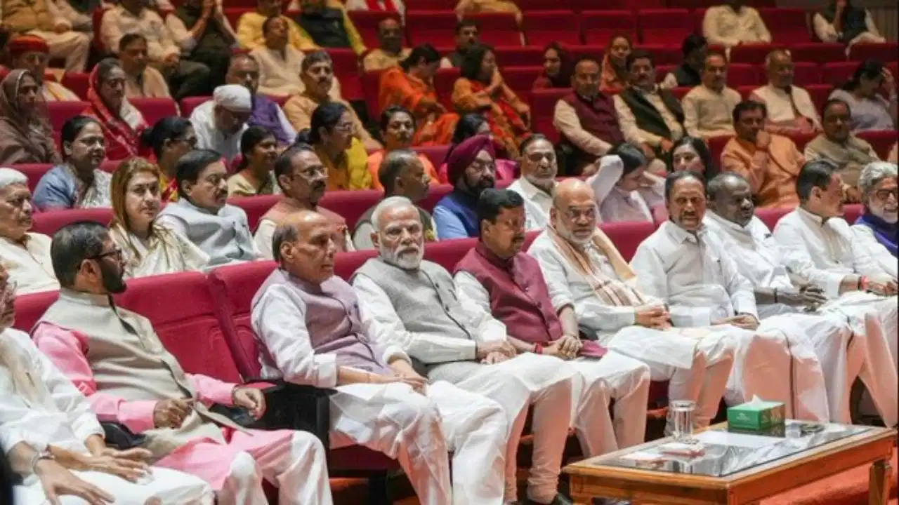 10 साल में 17 करोड़ से ज्यादा रोजगार का दावा, NDA के ‘मंगल मिलन’ में मनसुख मांडविया ने पेश किए आंकड़े