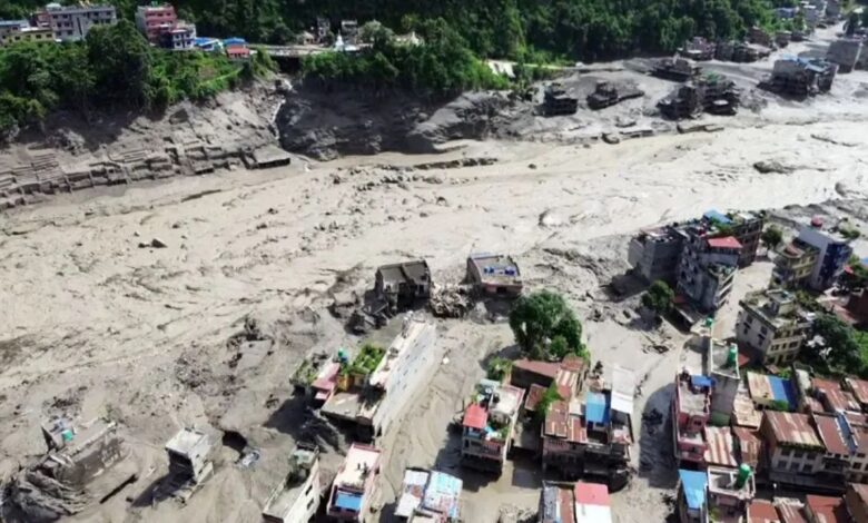 नेपाल में बाढ़ का कहर: 288 भारतीयों से संपर्क टूटा, 21 का रेस्क्यू; 200 तिब्बत में फंसे