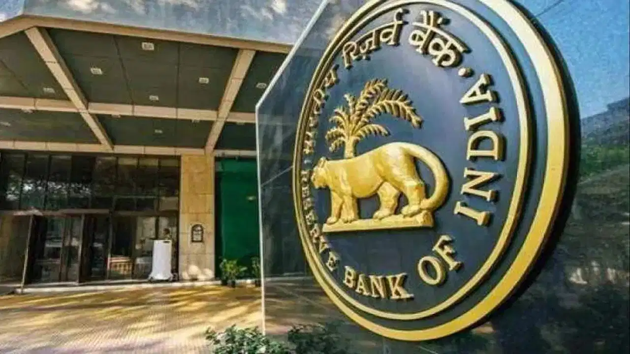 भारत के खजाने में बरसेंगे डॉलर! FY27 में 50 अरब डॉलर सरप्लस का अनुमान, रुपये को मिलेगा सहारा