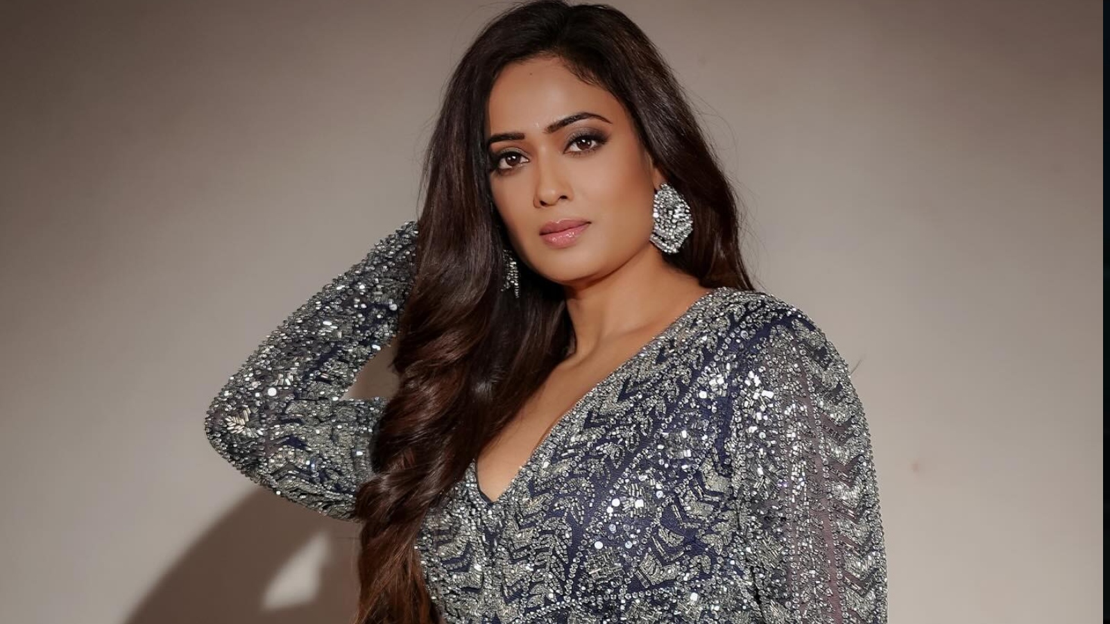 Shweta Tiwari को हुआ डेंगू, ‘द ट्रेटर्स 2’ की रिलीज से पहले अस्पताल पहुंचीं एक्ट्रेस