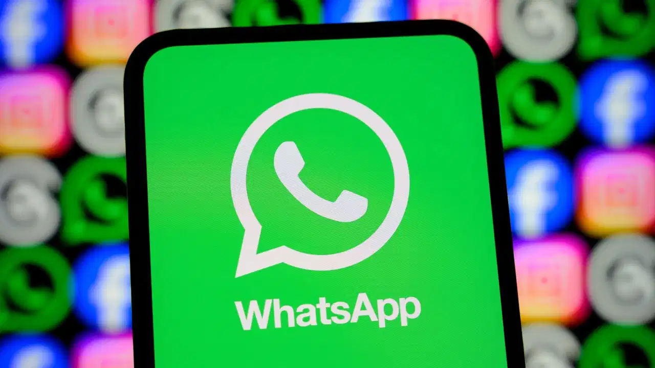 WhatsApp यूजर्स रहें सावधान! AI बताएगा कौन सी चैट हो सकती है Scam, पहले ही मिलेगा अलर्ट