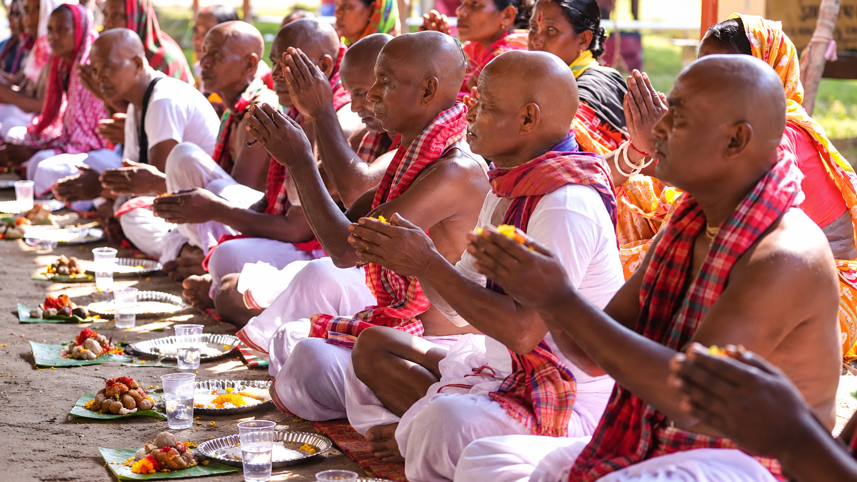 Pitru Paksha 2026: पितृ दोष से मुक्ति के लिए करें इन देवताओं की पूजा, जानें धार्मिक मान्यताएं