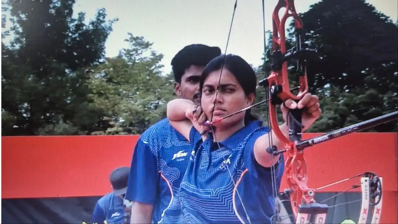 वर्ल्ड रिकॉर्ड वाली जोड़ी को हराकर भारत ने जीता गोल्ड, चिकिता-साहिल ने पक्का किया ओलंपिक टिकट