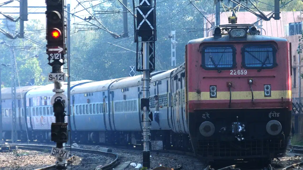 5 राज्यों में रेलवे का विस्तार, ₹10,783 करोड़ के 3 प्रोजेक्ट्स को मंजूरी; 14 जिलों को मिलेगा फायदा