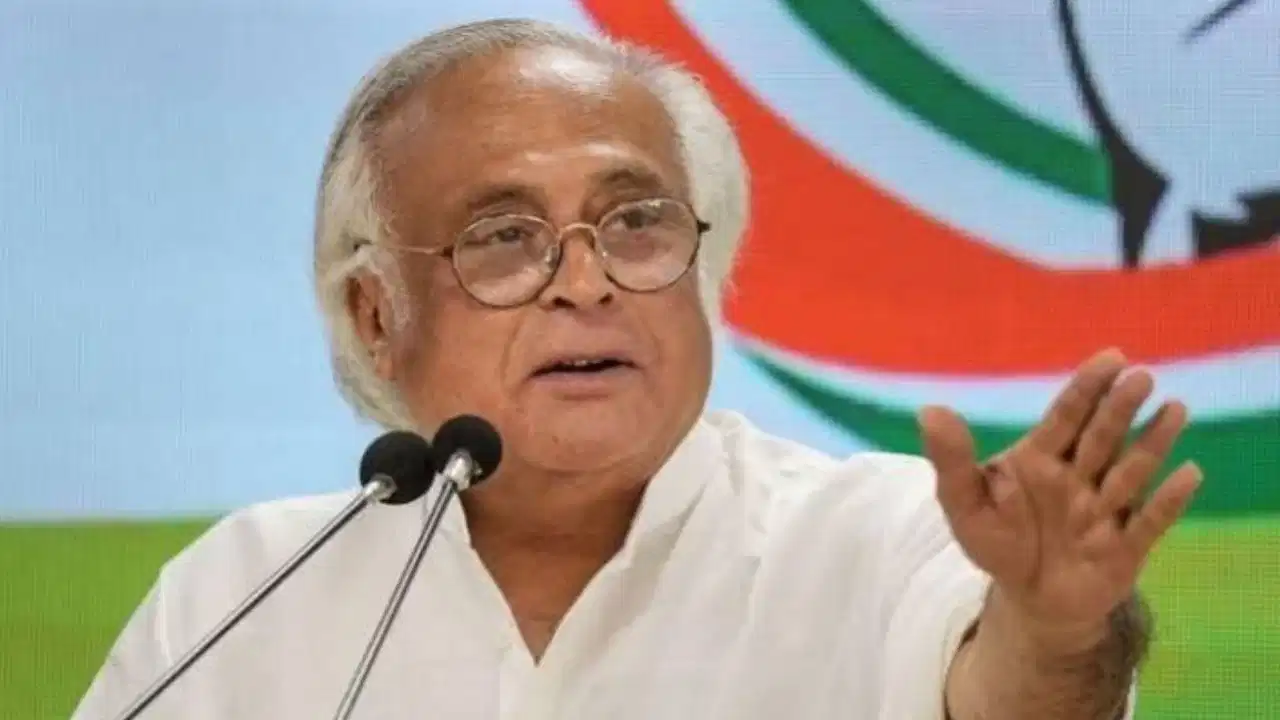 महाराष्ट्र UCC पैनल से रिटायर्ड जज के इस्तीफे पर सियासी घमासान, कांग्रेस ने BJP पर साधा निशाना
